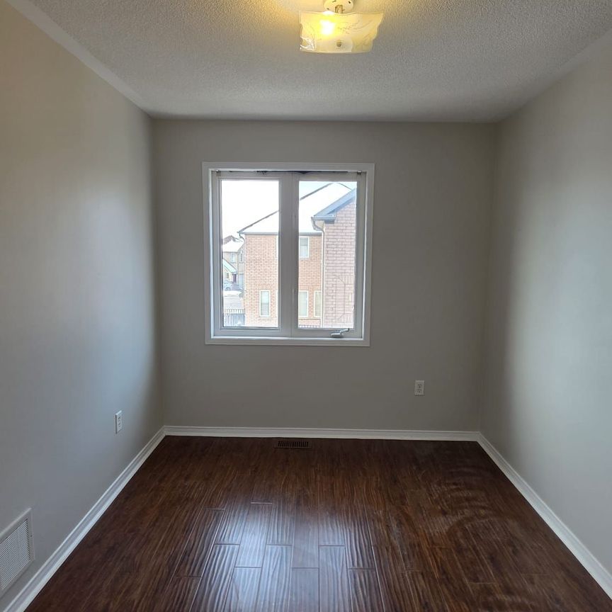 For Lease - 676 Cornell Rouge Boulevard Unit# Rear Coach House, Markham, Ontario - Photo 1