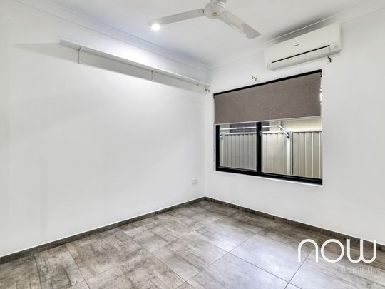 SOUGHT AFTER AREA & WITH SOLAR INCLUDED! - Photo 1