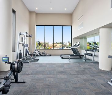 Luxurious Inner City Living - Photo 6