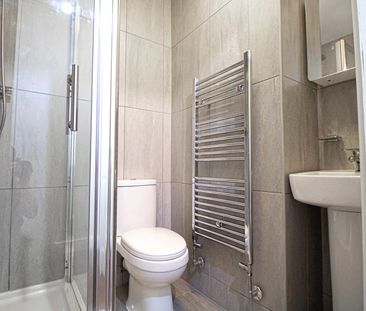 Apt 15, Clarendon House - Photo 3