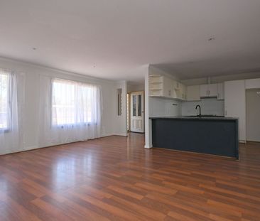 10 Edwards Street, Stirling North - Photo 2