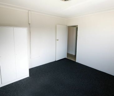 Low Maintenance Unit - Photo 2