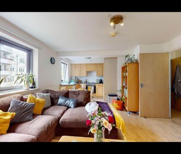 2 Bed Flat, Balham High Road, SW17 - Photo 1