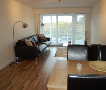 2 bedroom flat to rent - Photo 4