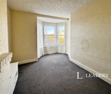 2 bedroom apartment to rent Regent Road, Great Yarmouth, NR30 - Photo 2
