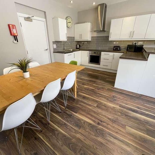 Duke Street, L1 - Photo 1