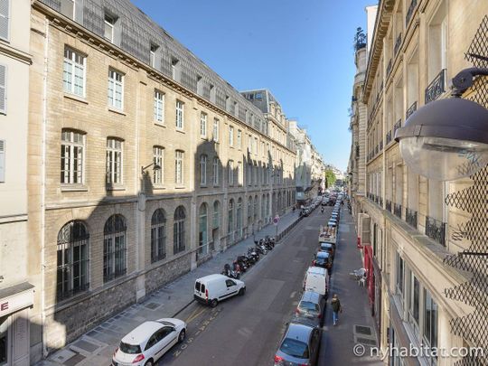 Logement à Paris, Location meublée - Photo 1