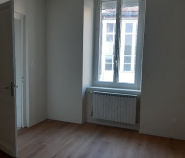 Location Appartement 2 pièces 50m² - Photo 3