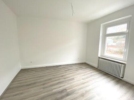 Etwas Besonderes: individuelle 3-Zimmer-Wohnung ab Mitte November verfügbar - Foto 2