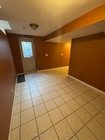 For Lease - 3910 Baggins Court, Mississauga, Ontario - Photo 5