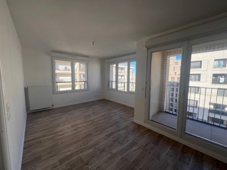 location Appartement T4 DE 88.6m² À BOBIGNY - Photo 3