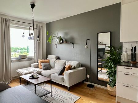 Vintrosagatan, Bandhagen - Photo 2