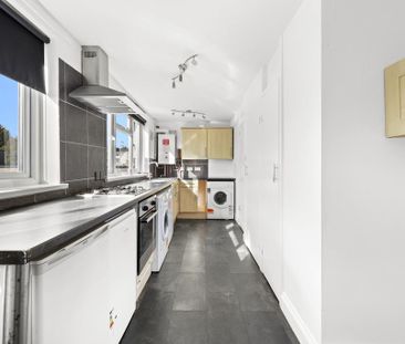 2 bedroom maisonette to rent - Photo 6