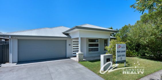 Spacious 4-Bedroom Fully Furnished Home - Photo 3