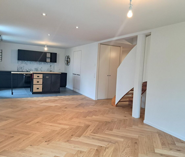 Duplex 4.5 pièces centre ville 115 m2 avec terrasse en toit - Photo 2