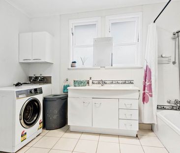 3 Bedrooms on Ferndale Rd - Photo 6