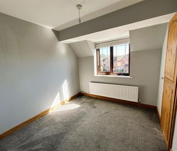 2 bedroom semi-detached house to rent - Photo 3