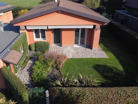 Villa singola in affitto - Photo 4