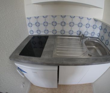Location Appartement 1 pièce 14m² ANGERS 49100 - Photo 4