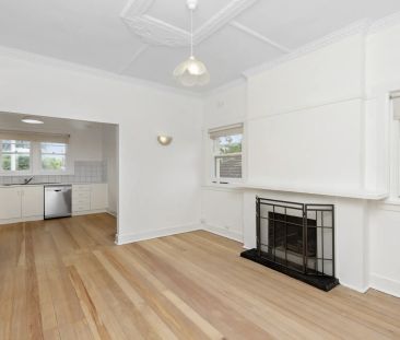 Unit 2/1a Oban Road, South Yarra. - Photo 3