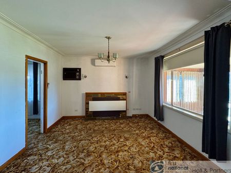 Two Bedroom Unit! - Photo 4