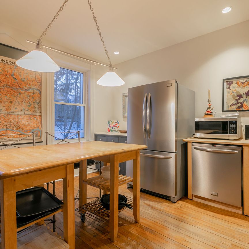 For Lease - 12 Lansdowne Street, Huntsville, Ontario - Photo 1