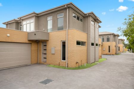 New Townhouse in the heart of Rosebud - Photo 5