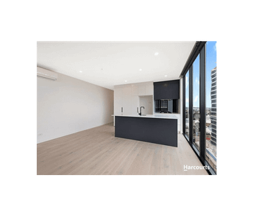 Apartment Living with Resort-Style Amenities - Photo 4