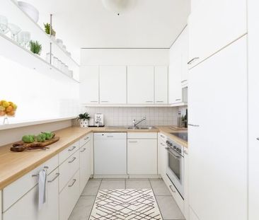 Living is creating a small oasis - Photo 2