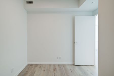 For Lease - 1000 Portage Parkway Unit# 2107, Vaughan, Ontario - Photo 5