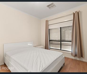 Furnished, Semi-Furnished or Unfurnished - the choice is yours!!! - Photo 6