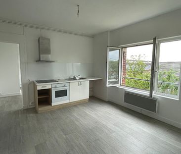 Location Appartement 3 pièces 56m² - Photo 3