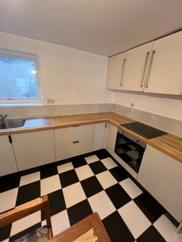 6 Bed Terraced House, Over Street, BN1 - Photo 5