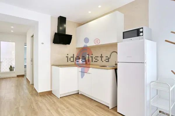 Alquiler de casa o chalet independiente en Calle Vicente Ramos, 6 - Photo 1