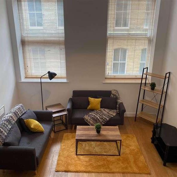 Burnett Street, Little Germany, BD1 - Photo 1