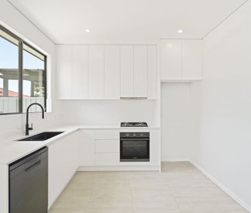 Brand New 2-Bedroom Granny Flat In Prime Location - Photo 3