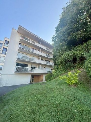 Location Appartement 4 pièces 123m² - Photo 5