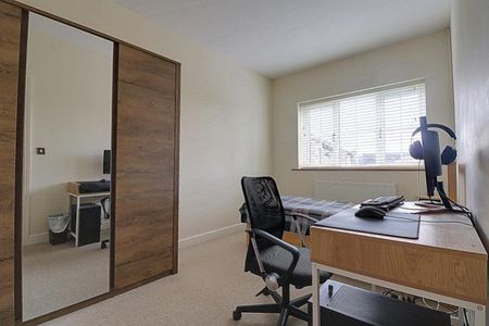 4 bedroom townhouse to rent - Photo 4