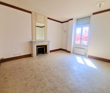 Location Appartement 2 pièces 57m² - Photo 1