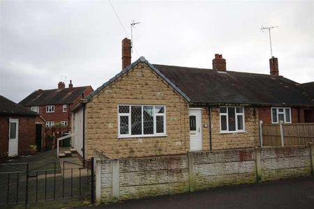 Manor Drive, Featherstone, Pontefract, WF7 - Photo 4