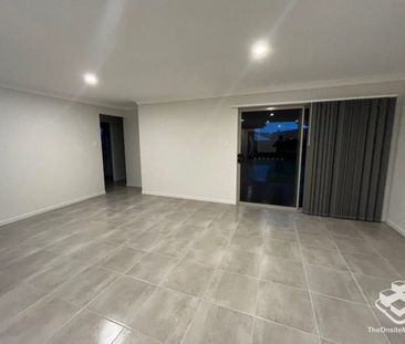 4 Bedroom house for rent in Park Ridge - Photo 1