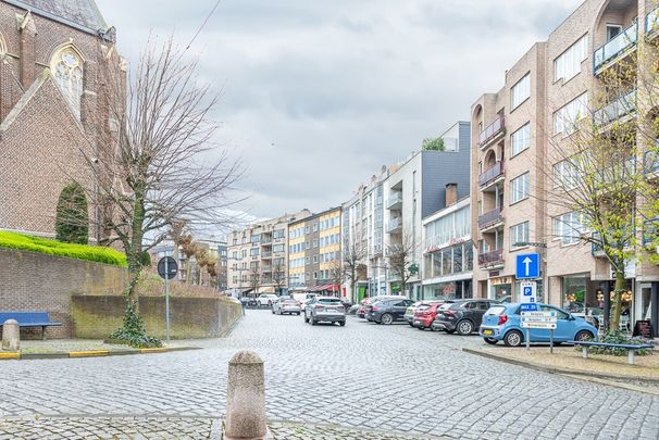 Handelspand met veel mogelijkheden in centrum Lanaken - Photo 1