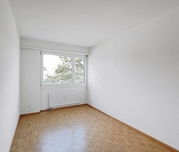 "Helle, grosszügige 3.5 Zimmer-Wohnung" - Photo 4