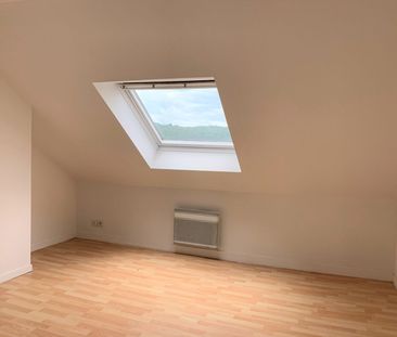 Location Appartement 3 pièces 33m² DEVILLE LES ROUEN 76250 - Photo 1