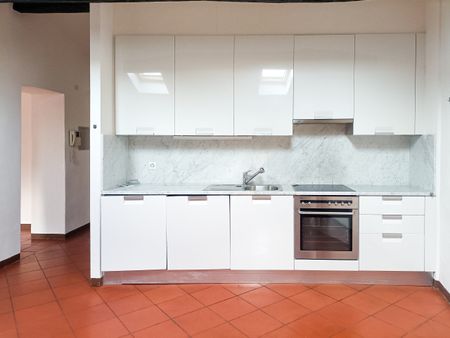 AMPIO APPARTAMENTO 2.5 LOCALI VICINO AL LAGO - Foto 5