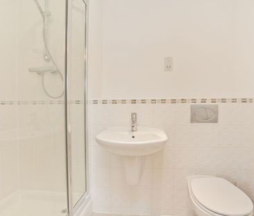 2 Bedroom Flat To Let - Photo 5