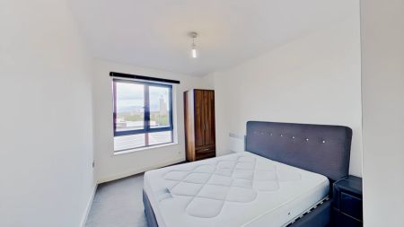 2 Bed 2 Bath - Photo 3