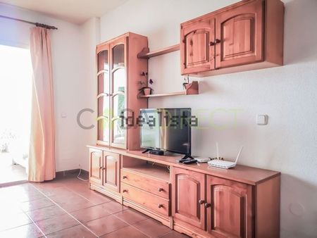 Alquiler de piso en Calle Vélez Málaga - Photo 4
