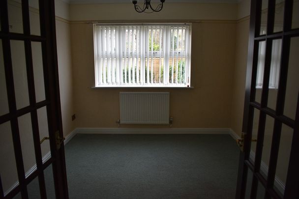 Roger Beck Way, Sketty, Swansea. SA2 0JF - Photo 1