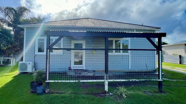 Tidy 2 bedroom home! - Photo 1
